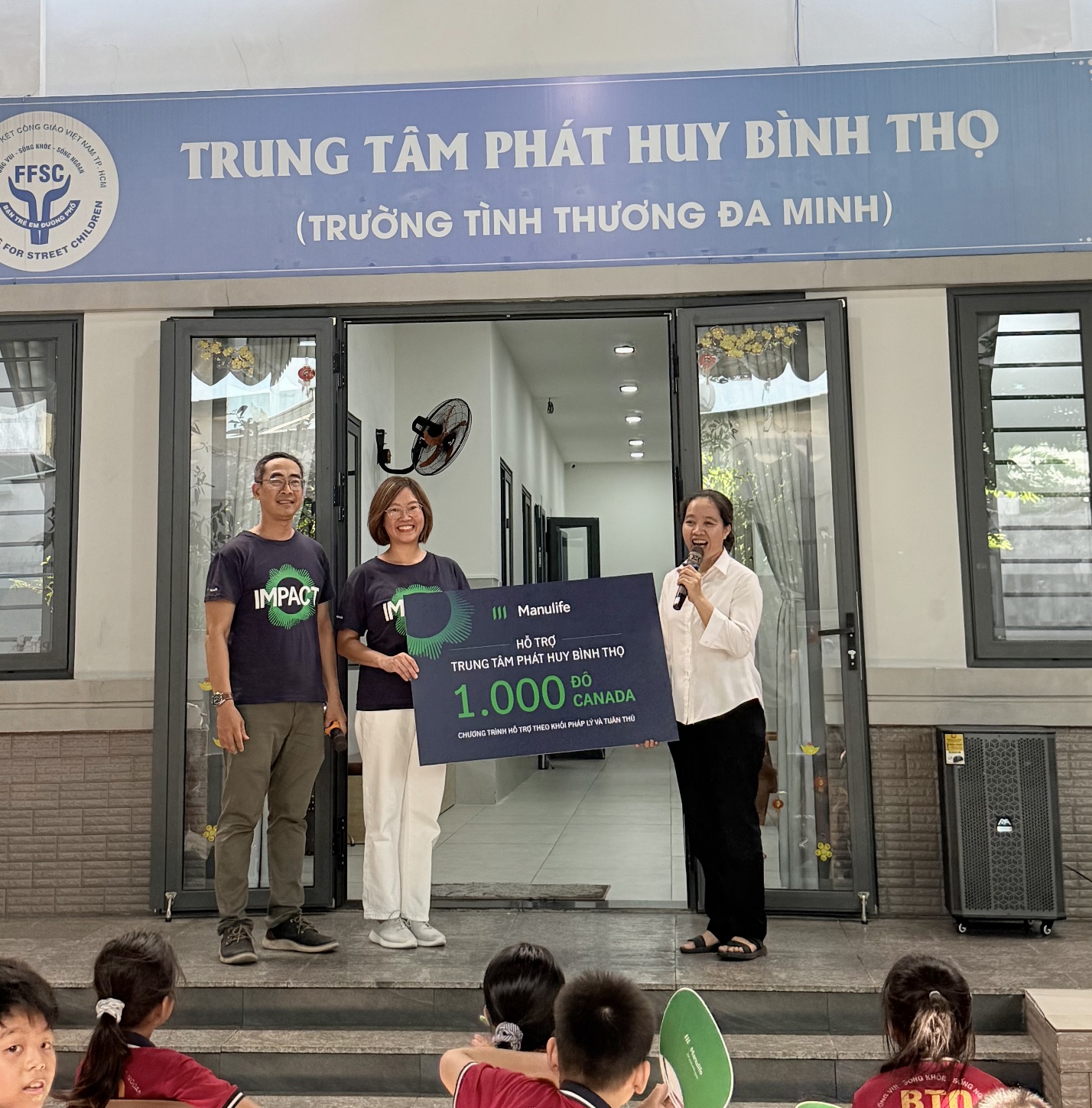 Manulife Việt Nam nhận giải thưởng quốc tế về hoạt động cộng đồng- Ảnh 2.