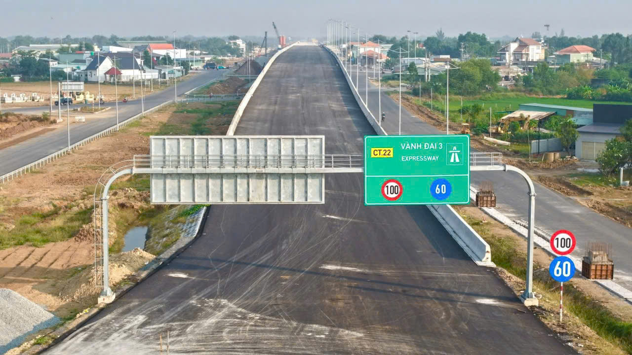 Hạ tầng dần định hình giá trị bất động sản Bến Lức- Ảnh 1.