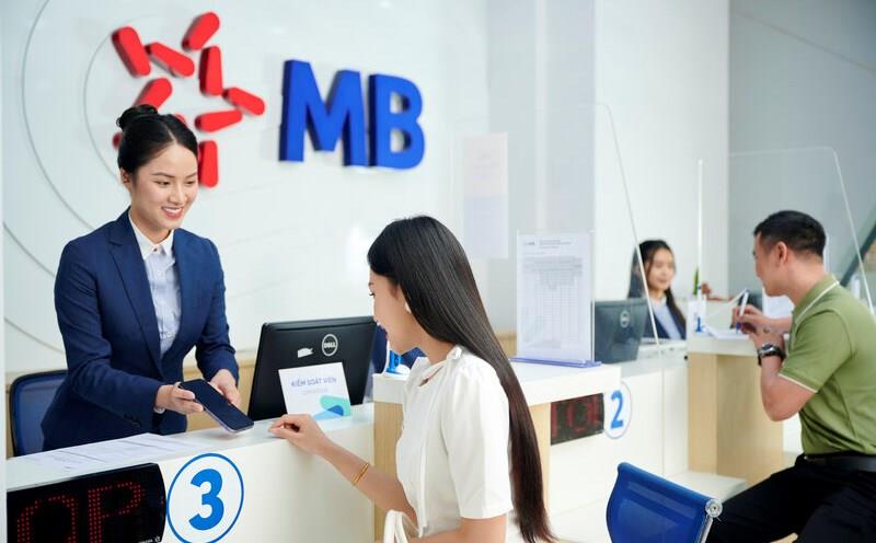 MB cung cấp Ngoại tệ mặt hợp pháp, sẵn sàng cho hành trình quốc tế- Ảnh 2. MB cung cấp Ngoại tệ mặt hợp pháp, sẵn sàng cho hành trình quốc tế- Ảnh 2.