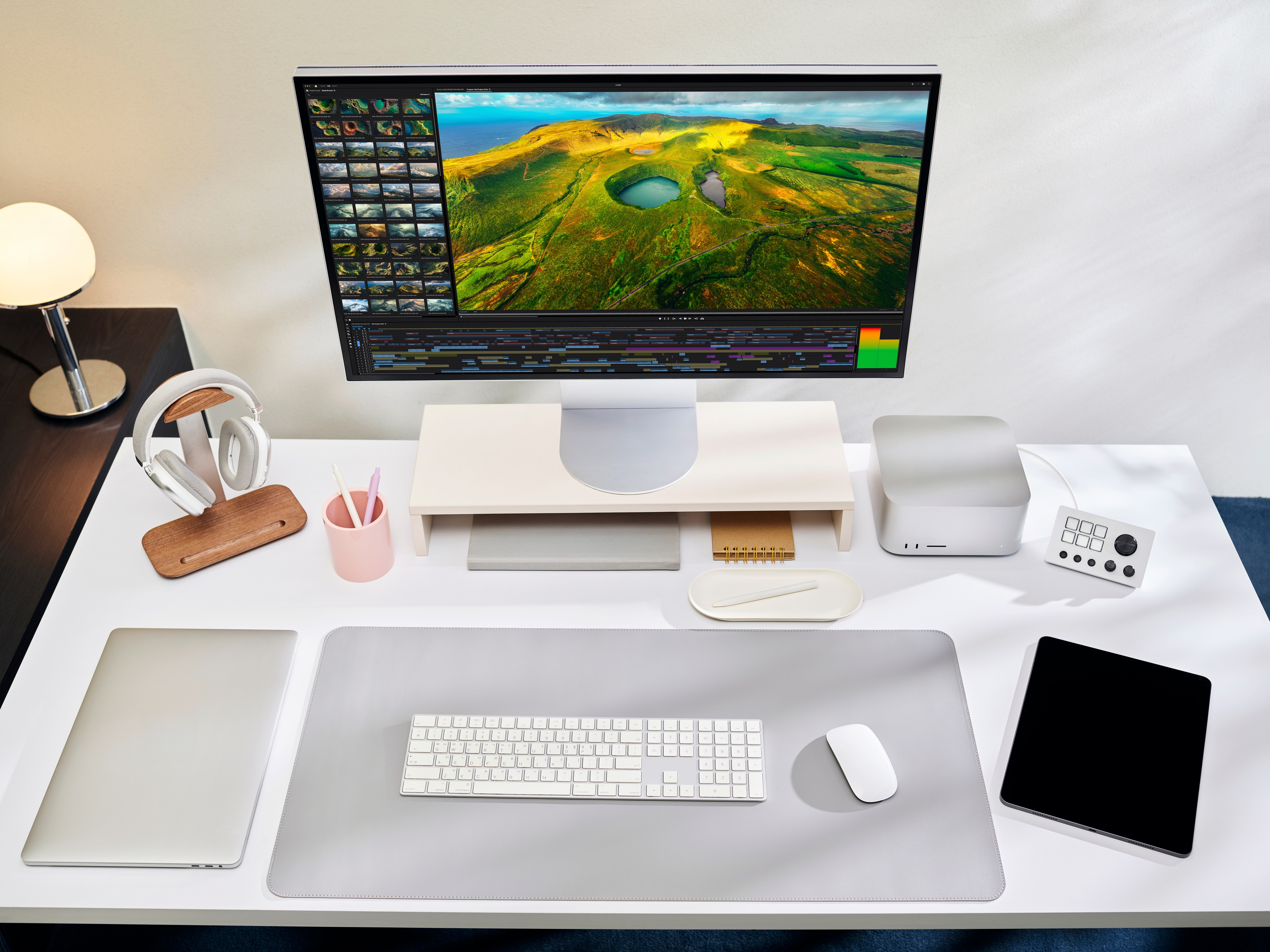 LG UltraFine evo 6K và tương lai của AI Visual Workflow: Sợi dây kết nối cho kỷ nguyên sáng tạo mới- Ảnh 2. LG UltraFine evo 6K và tương lai của AI Visual Workflow: Sợi dây kết nối cho kỷ nguyên sáng tạo mới- Ảnh 2.