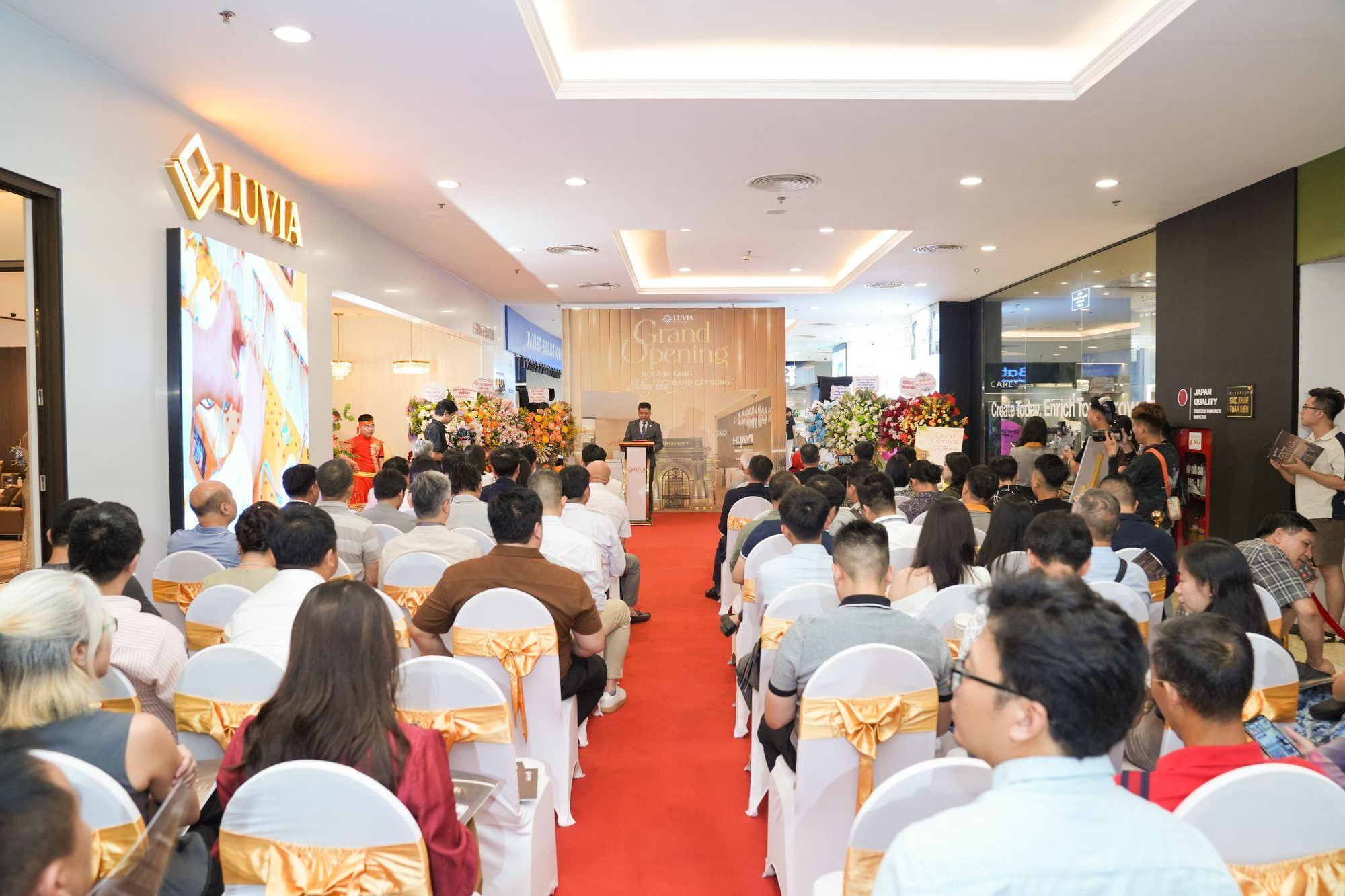 Luvia chính thức ra mắt tại Hà Nội với showroom trải nghiệm ánh sáng cao cấp- Ảnh 1.