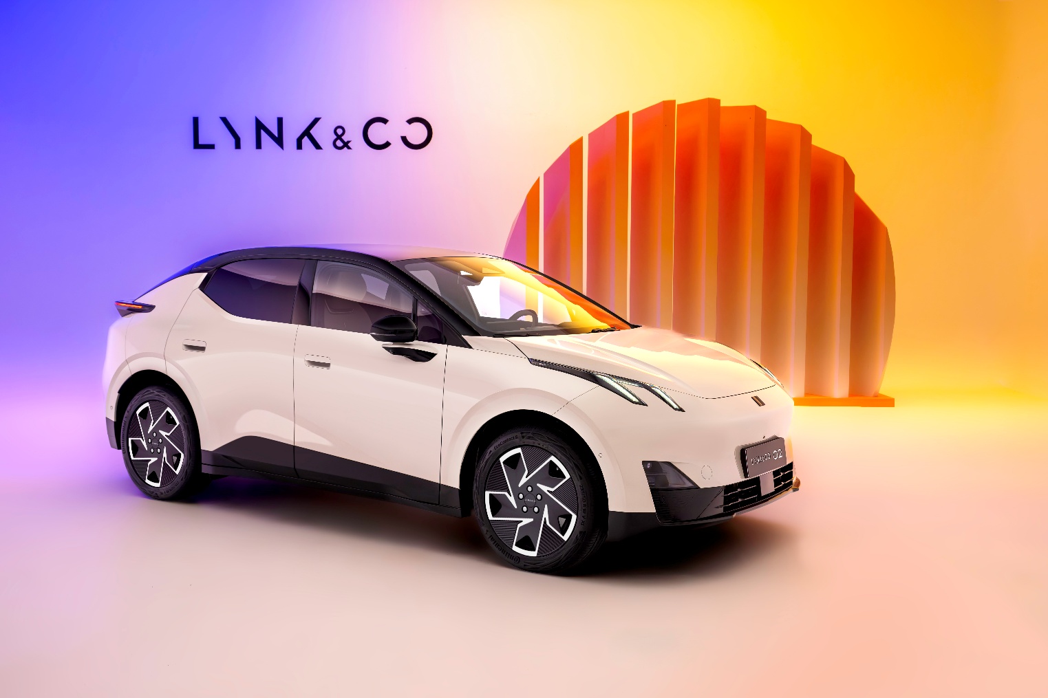 Lynk & Co tăng tốc chiến lược điện hóa bằng mẫu SUV đô thị mới- Ảnh 2. Lynk & Co tăng tốc chiến lược điện hóa bằng mẫu SUV đô thị mới- Ảnh 2.