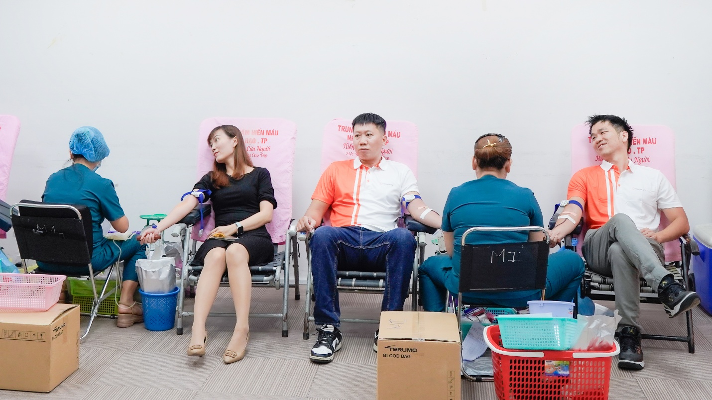 Hanwha Life: Khi đội ngũ kinh doanh trở thành cầu nối lan tỏa những giá trị cộng đồng- Ảnh 2. Hanwha Life: Khi đội ngũ kinh doanh trở thành cầu nối lan tỏa những giá trị cộng đồng- Ảnh 2.