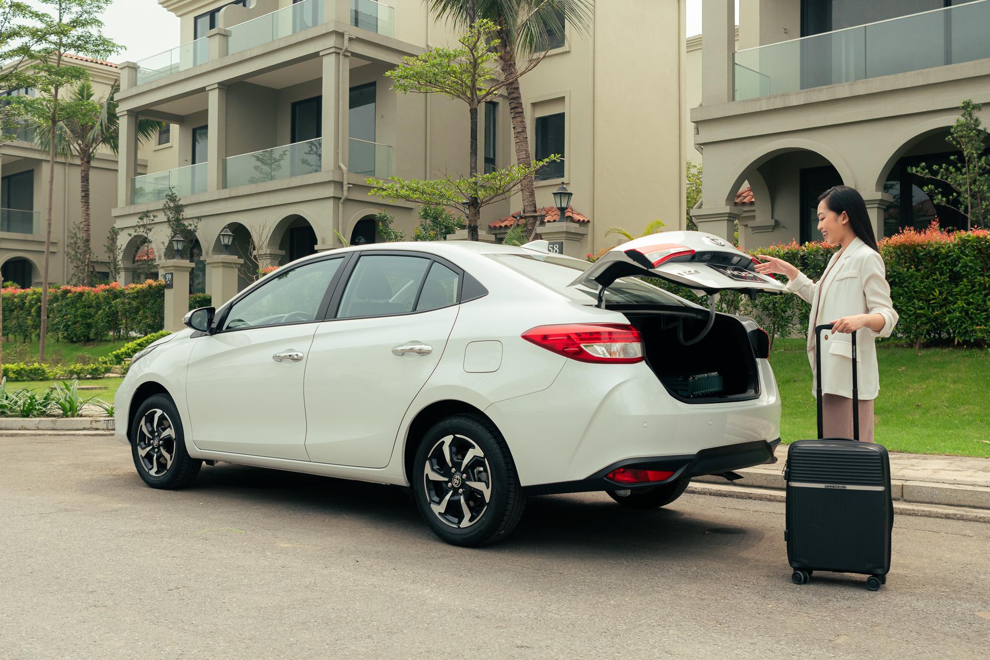Toyota Vios bán chạy suốt hai thập kỷ không phải vì may mắn- Ảnh 4. Toyota Vios bán chạy suốt hai thập kỷ không phải vì may mắn- Ảnh 4.