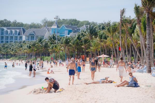 Sun PhuQuoc Airways vượt qua những giới hạn, chinh phục bầu trời thế giới- Ảnh 4. Sun PhuQuoc Airways vượt qua những giới hạn, chinh phục bầu trời thế giới- Ảnh 4.