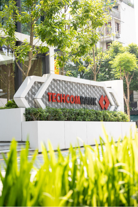 Lợi nhuận quý 2 Techcombank chạm đỉnh mới từ động lực tăng trưởng đa chiều - Ảnh 1.