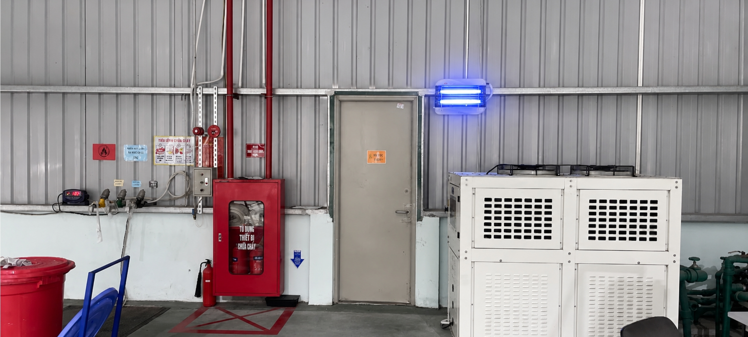 Đèn bắt côn trùng Nion công suất lớn hỗ trợ doanh nghiệp FDI kiểm soát côn trùng - Ảnh 2.
