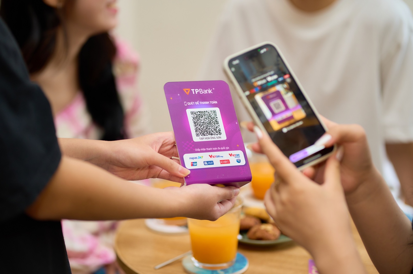 TPBank mở rộng trải nghiệm thanh toán số: Một ứng dụng, kết nối nhiều thị trường - Ảnh 2. TPBank mở rộng trải nghiệm thanh toán số: Một ứng dụng, kết nối nhiều thị trường - Ảnh 2.
