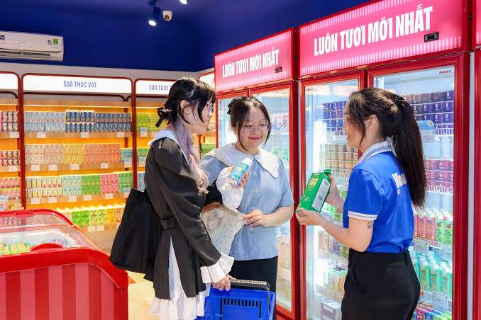 Kinh tế học của niềm tin: Bên trong khối tài sản thương hiệu 2,6 tỷ USD của Vinamilk- Ảnh 2.