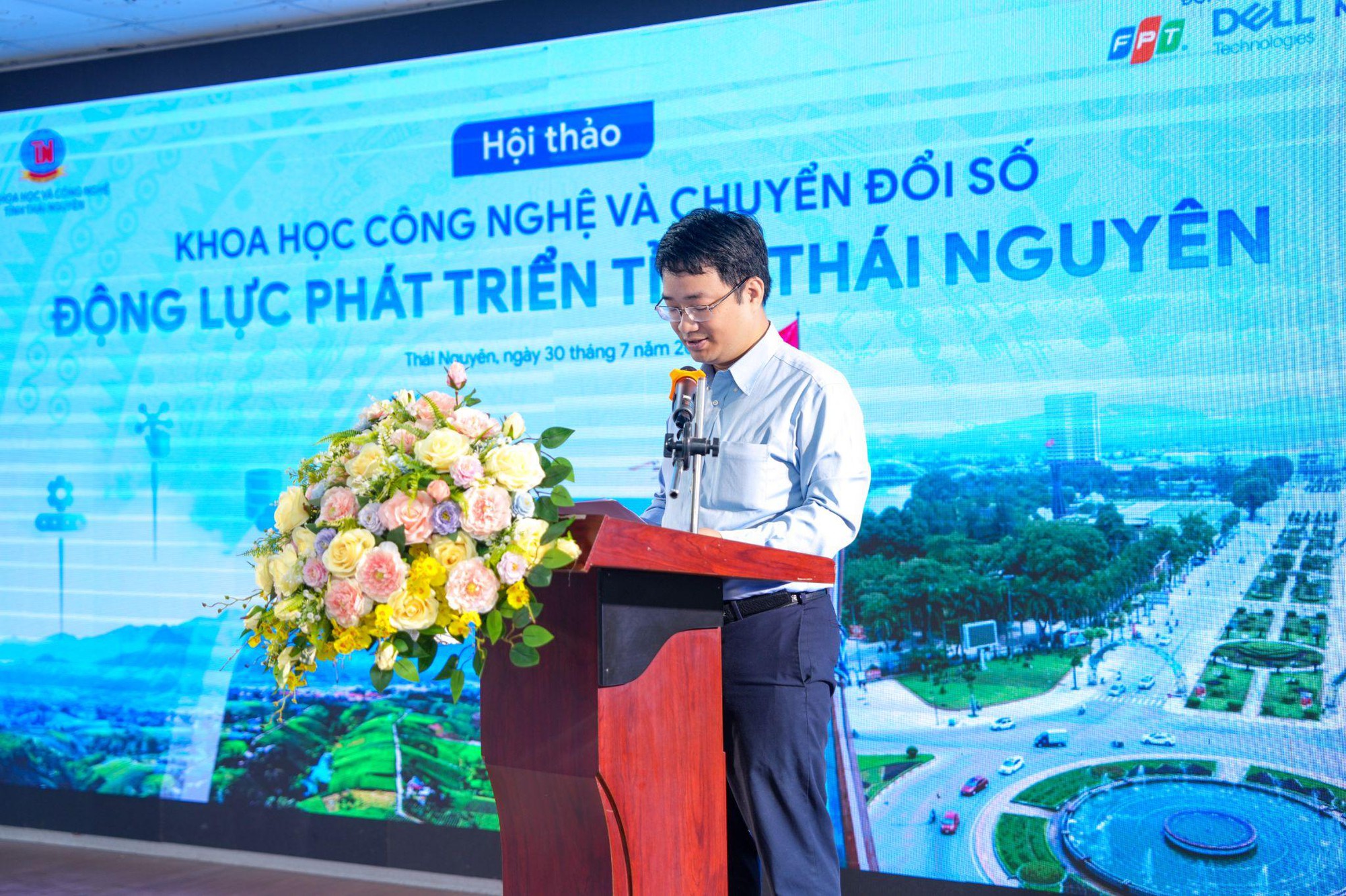 FPT và Dell Technologies cùng tỉnh Thái Nguyên thúc đẩy ứng dụng công nghệ- Ảnh 2. FPT và Dell Technologies cùng tỉnh Thái Nguyên thúc đẩy ứng dụng công nghệ- Ảnh 2.