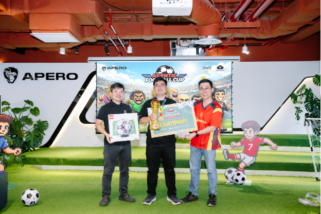 AWS mang Agentic AI Football Cup đến Việt Nam- Ảnh 4.