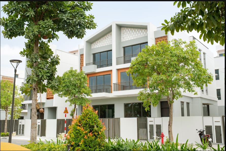 Hạ tầng khu Tây TP.HCM hoàn thiện, bất động sản nhà phố hút khách - Ảnh 3. Hạ tầng khu Tây TP.HCM hoàn thiện, bất động sản nhà phố hút khách - Ảnh 3.