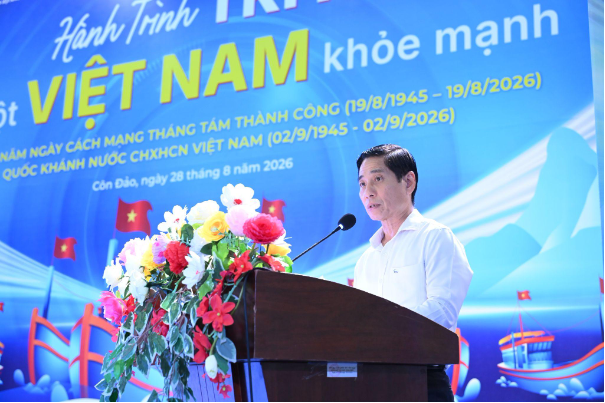 Chuỗi nhà thuốc hiện diện tại Côn Đảo: Long Châu đi thật xa để đến thật gần người dân - Ảnh 3. Chuỗi nhà thuốc hiện diện tại Côn Đảo: Long Châu đi thật xa để đến thật gần người dân - Ảnh 3.