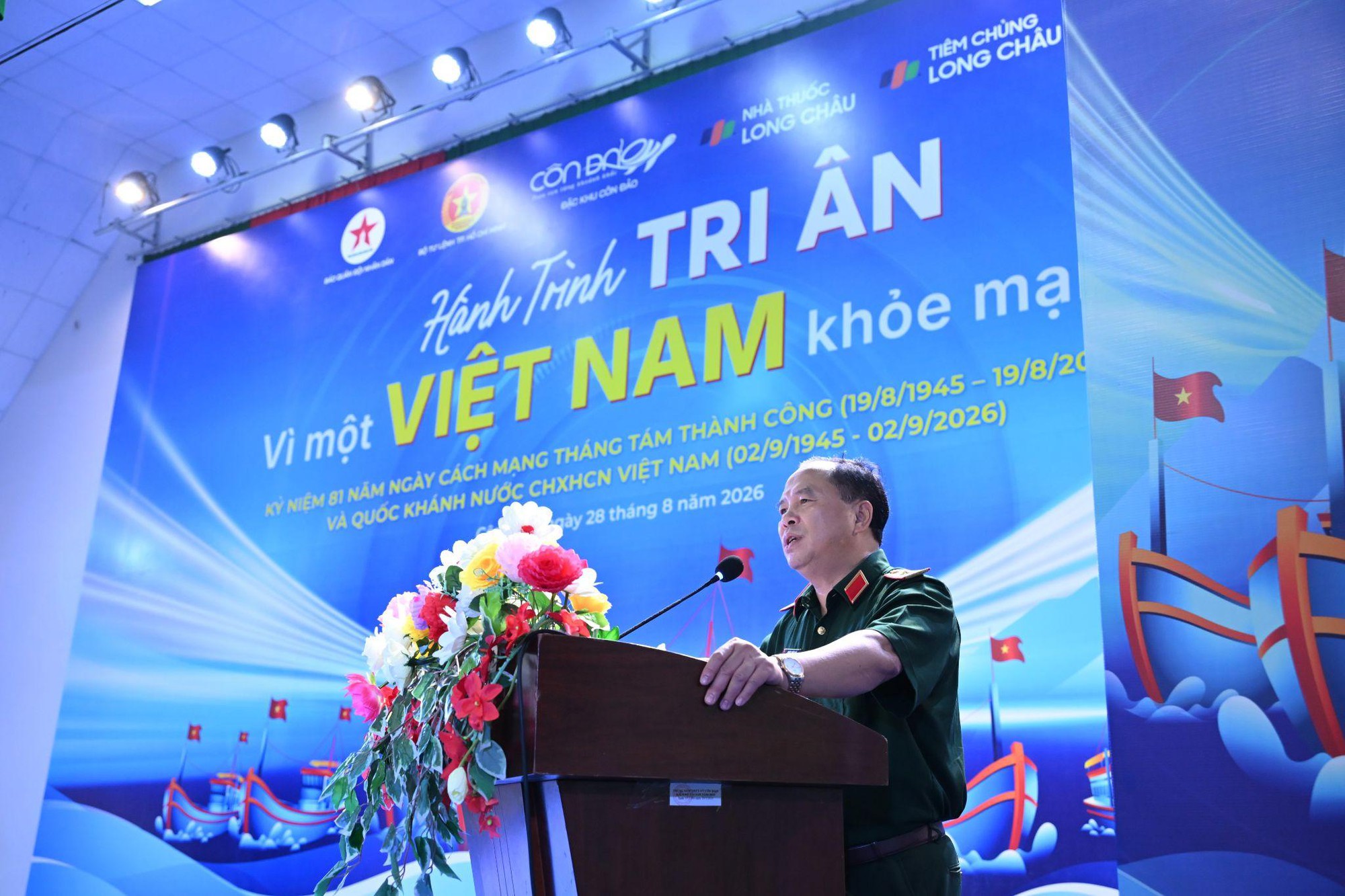 Long Châu nối dài hành trình tri ân tại vùng đảo tiền tiêu thiêng liêng Côn Đảo- Ảnh 2.