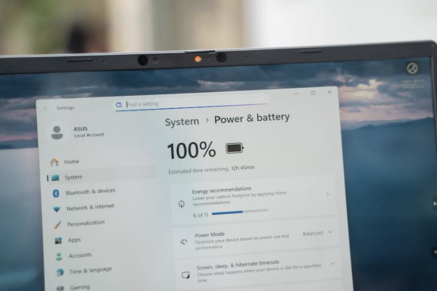 Lựa chọn laptop AI nào như món đầu tư xứng đáng cho 4 năm đại học?- Ảnh 2. Lựa chọn laptop AI nào như món đầu tư xứng đáng cho 4 năm đại học?- Ảnh 2.