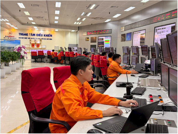 EVNGENCO1 vượt qua cao điểm mùa khô, chủ động ứng phó mùa mưa bão- Ảnh 1.
