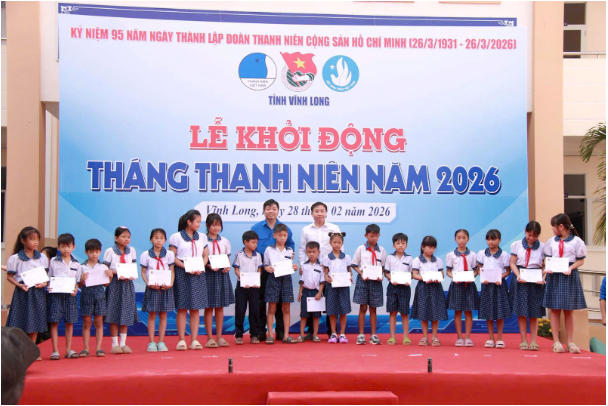 Công ty Nhiệt điện Duyên Hải đẩy mạnh an sinh xã hội gắn với phát triển bền vững- Ảnh 2. Công ty Nhiệt điện Duyên Hải đẩy mạnh an sinh xã hội gắn với phát triển bền vững- Ảnh 2.