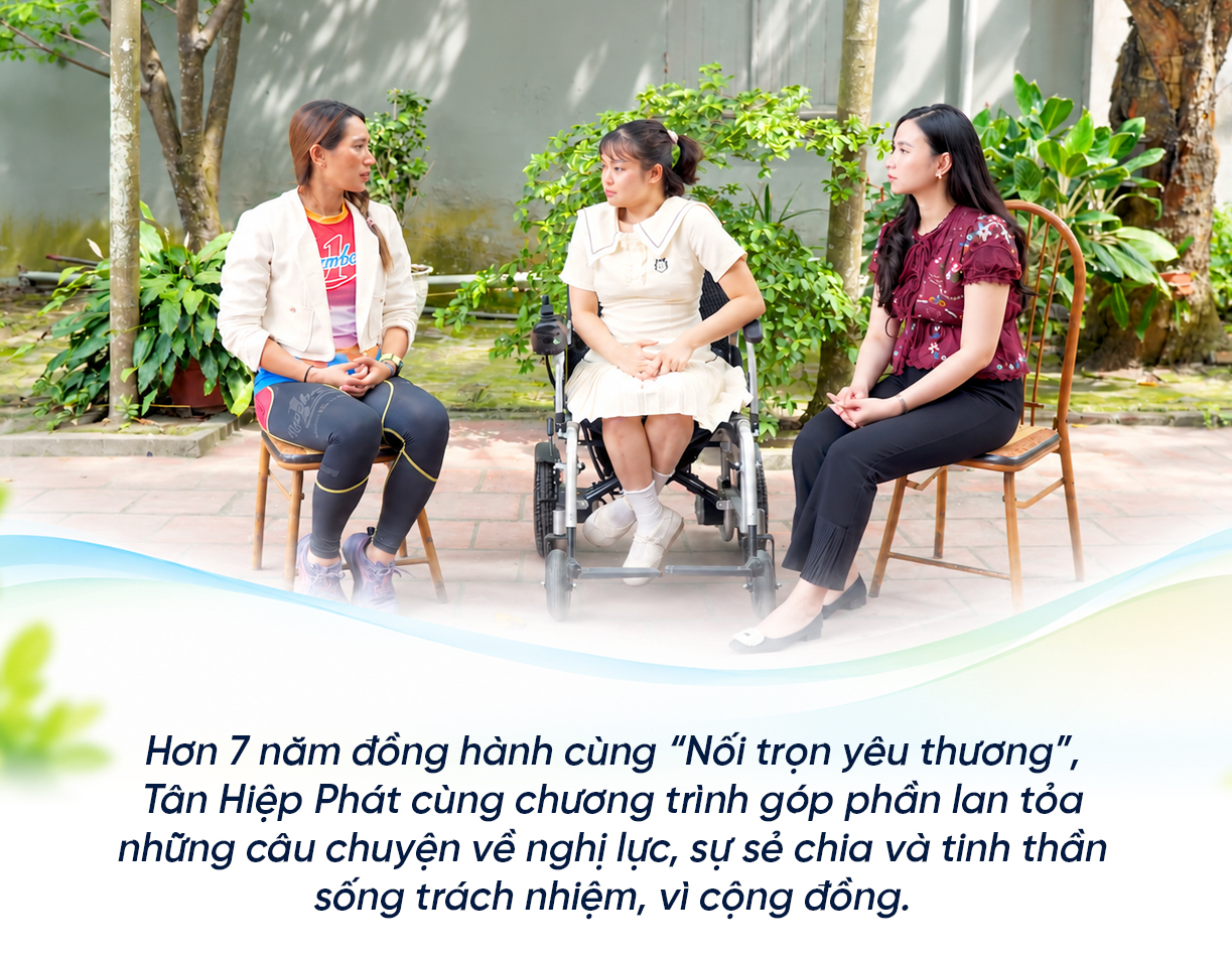 Từng 21 lần bị từ chối khi xin việc, cô gái bại não biến chiếc máy tính thành cánh cửa việc làm cho người khuyết tật - Ảnh 9.