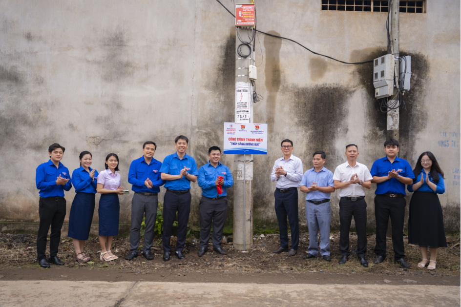 EVNGENCO3 bàn giao công trình an sinh xã hội tại tỉnh Đắk Lắk- Ảnh 2. EVNGENCO3 bàn giao công trình an sinh xã hội tại tỉnh Đắk Lắk- Ảnh 2.