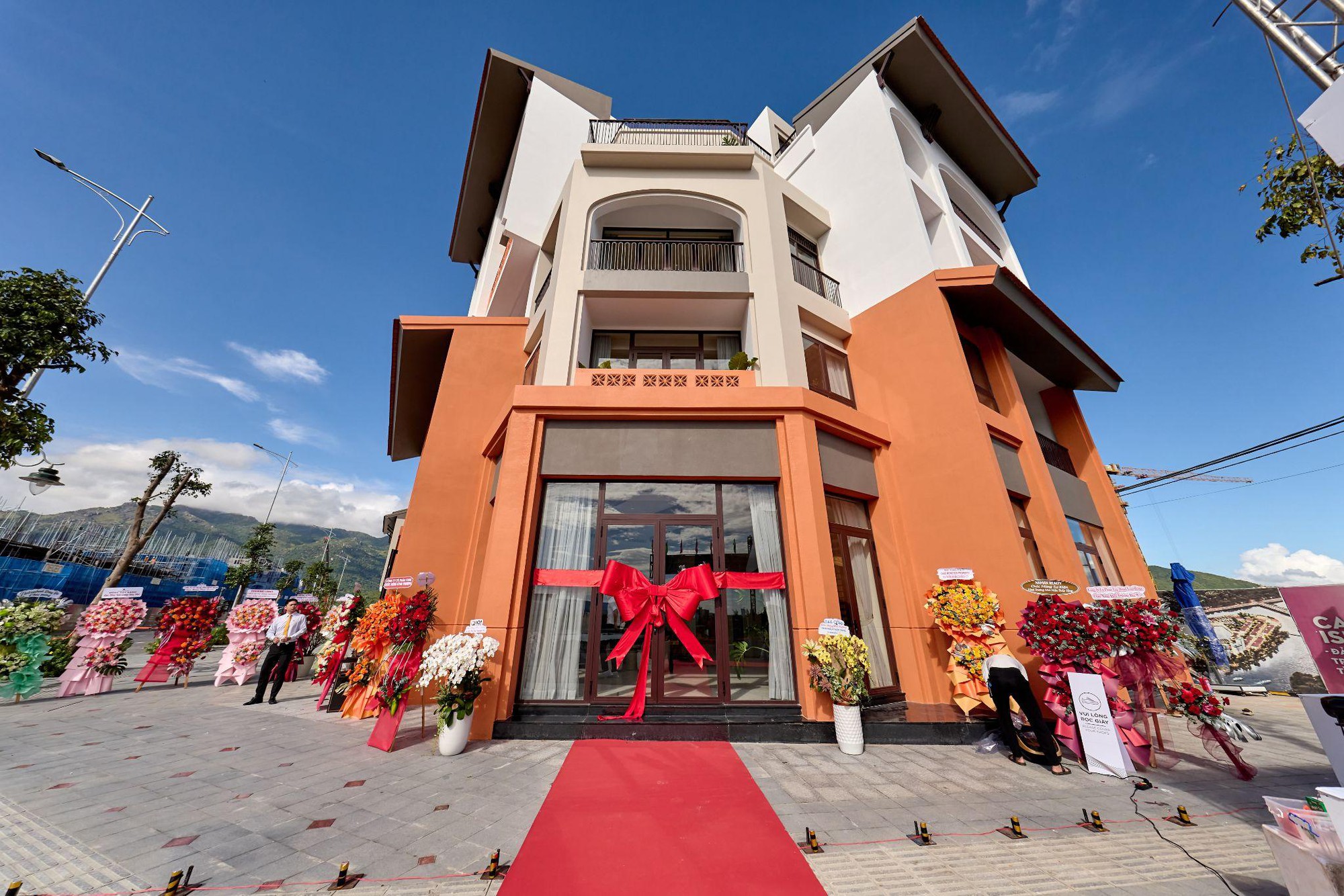 Khai trương nhà mẫu The Elite: Hàng trăm nhà đầu tư đổ về 