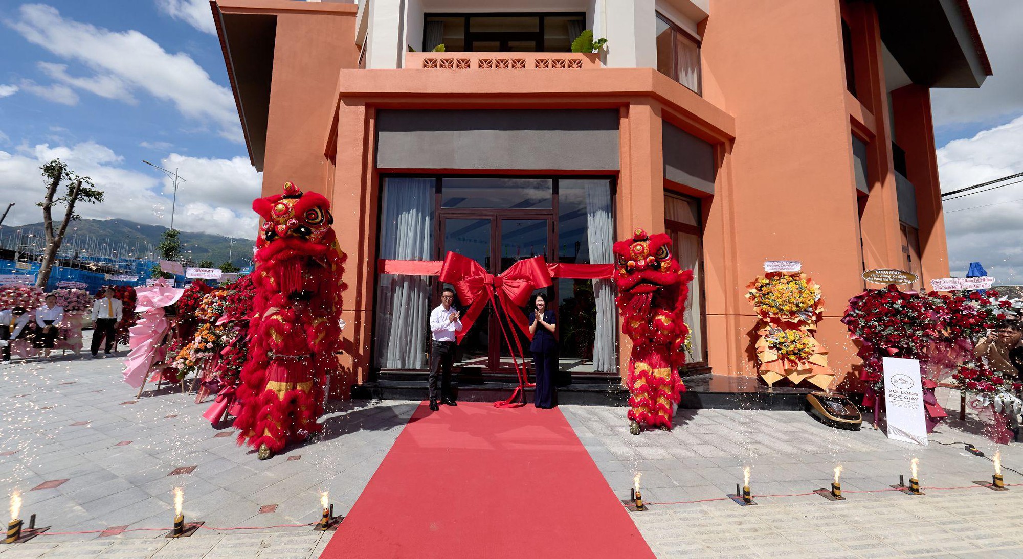 Khai trương nhà mẫu The Elite: Hàng trăm nhà đầu tư đổ về 