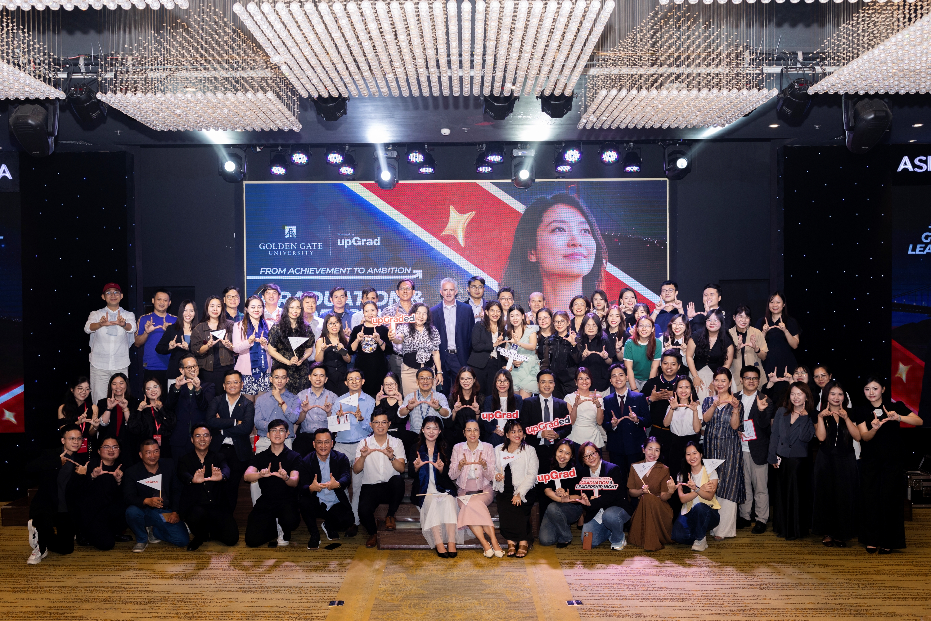 upGrad ra mắt MBA song ngữ chuyển đổi từ Golden Gate University- Ảnh 1.