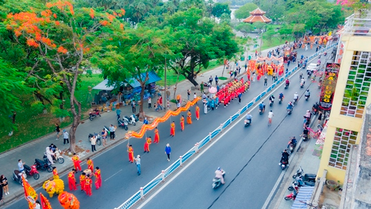 Trung thu 2026: Những tọa độ hấp dẫn đón trăng và trải nghiệm văn hóa không thể bỏ lỡ cho bé - Ảnh 2. Trung thu 2026: Những tọa độ hấp dẫn đón trăng và trải nghiệm văn hóa không thể bỏ lỡ cho bé - Ảnh 2.
