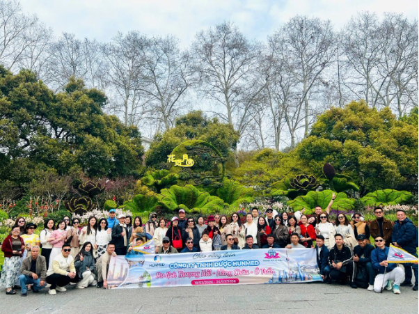 Tour Tết 2027 tăng nhiệt, điểm đến quốc tế lên ngôi- Ảnh 1.