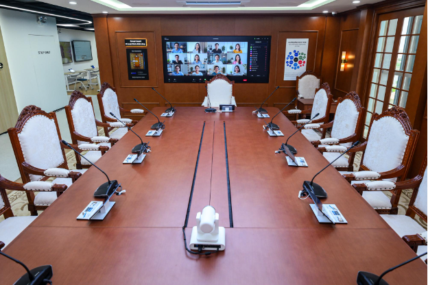 ‏Samsung Electronics khai trương Business Experience Studio tại Việt Nam, mở rộng hệ sinh thái giải pháp công nghệ toàn diện cho doanh nghiệp‏
        ‏ ‏- Ảnh 2.
