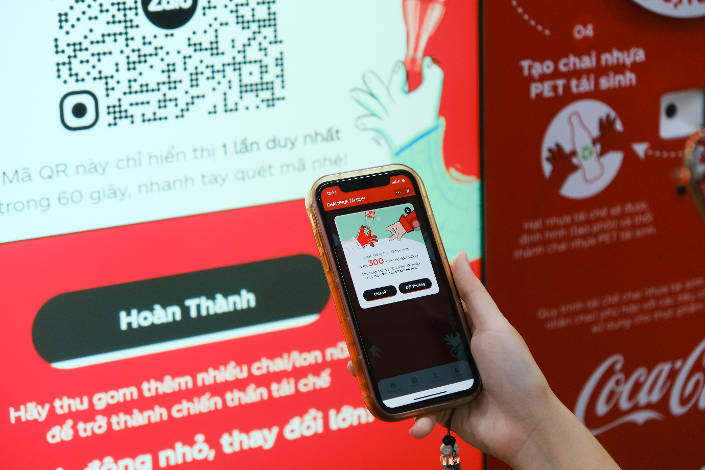 Coca-Cola mở rộng 30 điểm thu gom tại Hà Nội Và T P . Hồ Chí Minh - Ảnh 1. Coca-Cola mở rộng 30 điểm thu gom tại Hà Nội Và T P . Hồ Chí Minh - Ảnh 1.