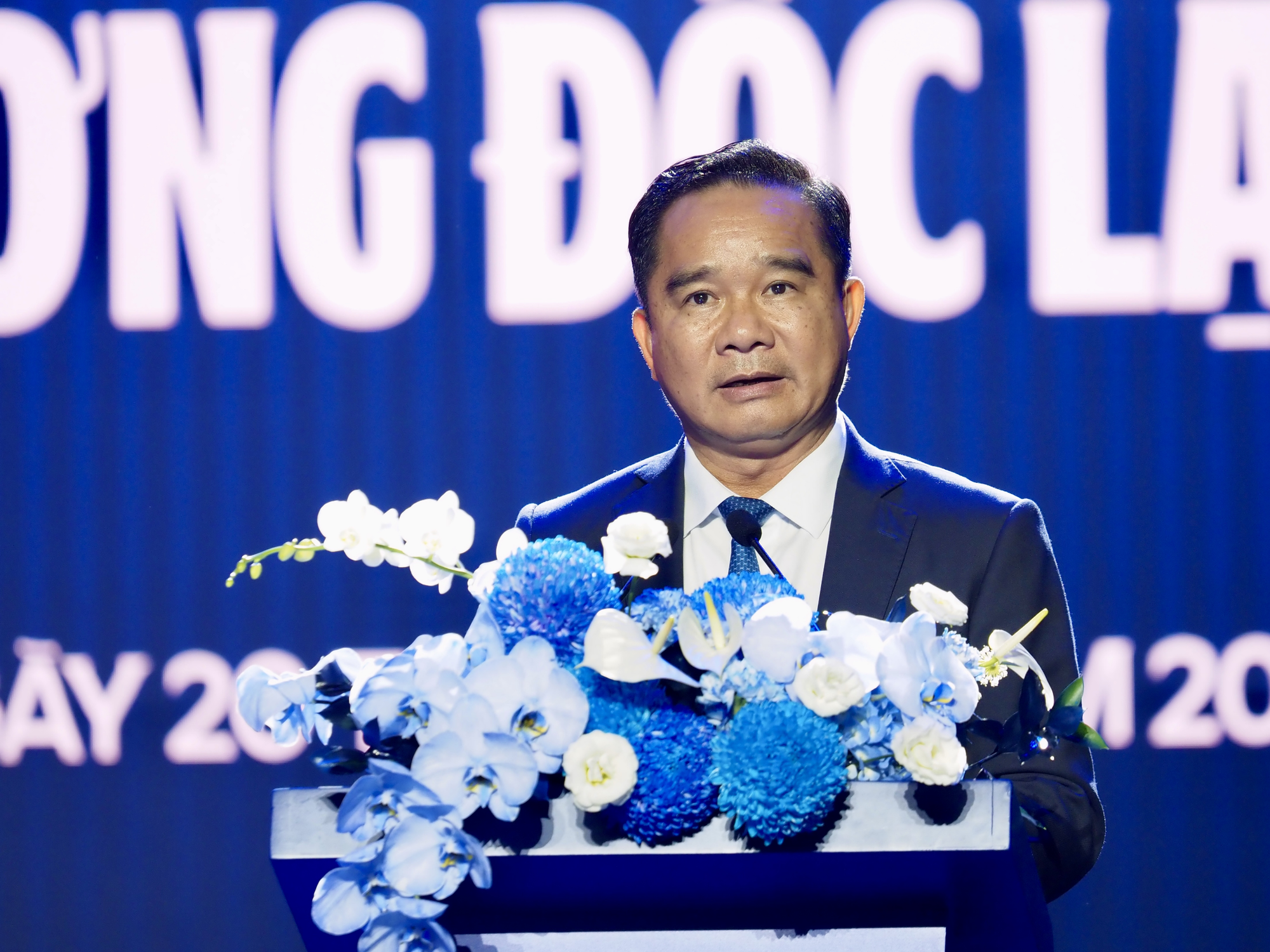 Vinamilk và nửa thế kỷ nỗ lực vì sứ mệnh dinh dưỡng, sức khỏe cộng đồng - Ảnh 1. Vinamilk và nửa thế kỷ nỗ lực vì sứ mệnh dinh dưỡng, sức khỏe cộng đồng - Ảnh 1.