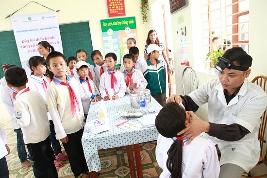 Chung tay v&igrave; sức khỏe trẻ em n&ocirc;ng th&ocirc;n 2