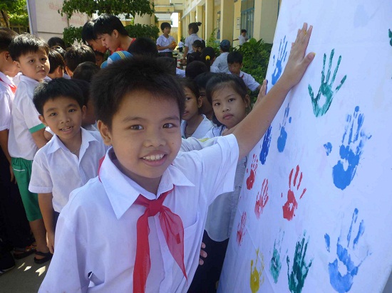 Chung tay v&igrave; sức khỏe trẻ em n&ocirc;ng th&ocirc;n 5