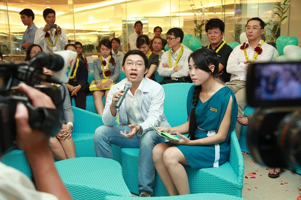 Khai trương trung t&acirc;m yoga cao cấp