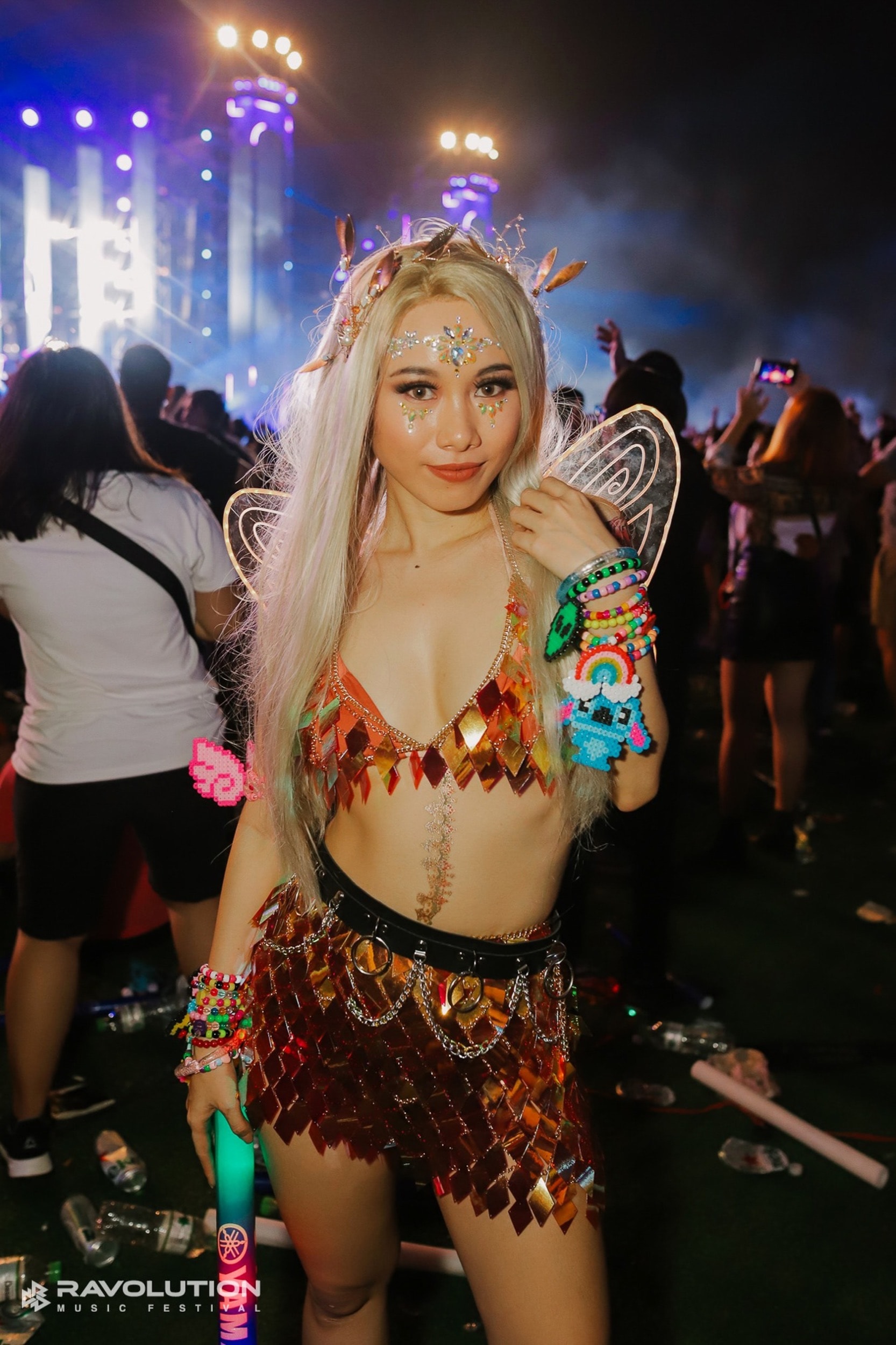 Biển người cuồng nhiệt Ravolution 2019