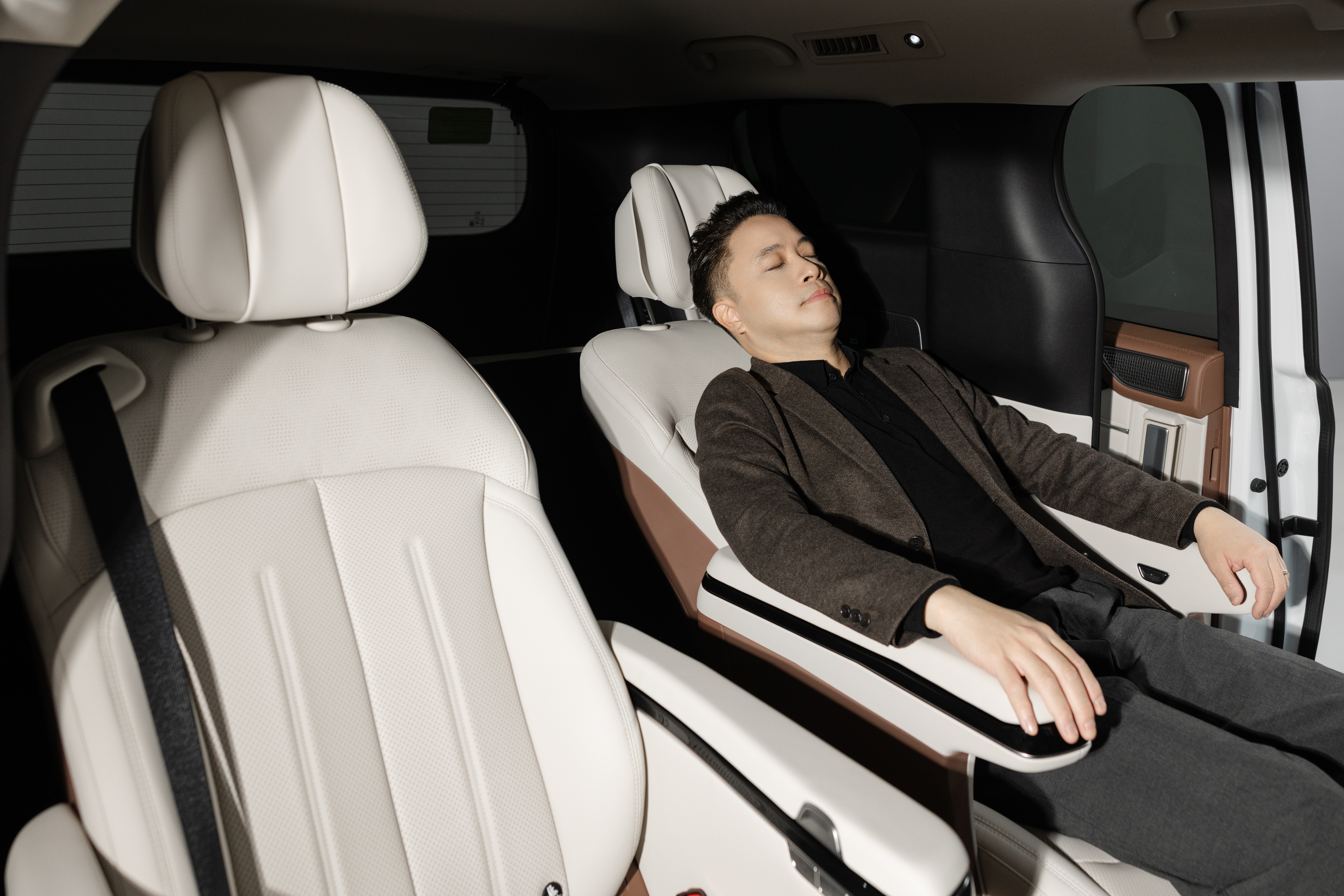 Victor Vu Sleeping in BYD M9