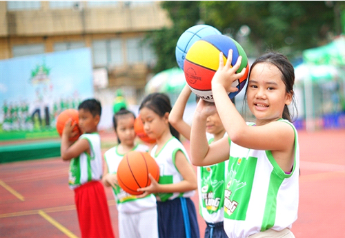 Để b&eacute; y&ecirc;u tr&agrave;n đầy năng lượng dịp nghỉ h&egrave; 4