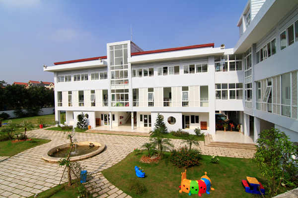 Bước đệm gi&uacute;p trẻ mầm non &ldquo;m&ecirc;&rdquo; đi học 4