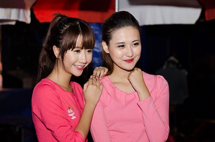 Tuấn Hưng "ch&aacute;y" hết m&igrave;nh trong Silver Star Fashion Show 6