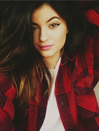 10 b&iacute; k&iacute;p chụp ảnh selfie lung linh bằng smartphone 2