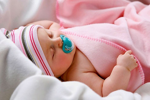 Giữ khỏe đường h&ocirc; hấp cho b&eacute; v&agrave;o m&ugrave;a đ&ocirc;ng 1