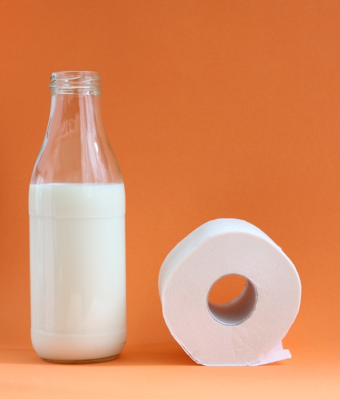 &ldquo;Uống sữa bị s&ocirc;i bụng&rdquo; c&oacute; thể do kh&ocirc;ng dung nạp được Lactose 1