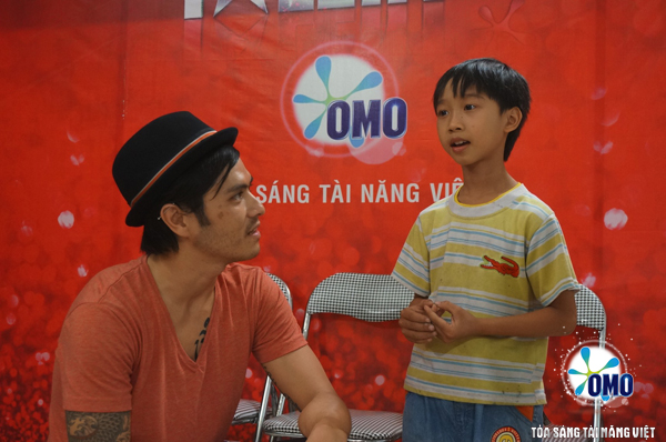 Cậu b&eacute; Thị Mầu: &ldquo;Th&iacute;ch ch&uacute; Ho&agrave;i Linh v&igrave; ch&uacute; rất đẹp&rdquo; 4