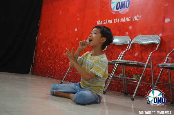 Cậu b&eacute; Thị Mầu: &ldquo;Th&iacute;ch ch&uacute; Ho&agrave;i Linh v&igrave; ch&uacute; rất đẹp&rdquo; 7