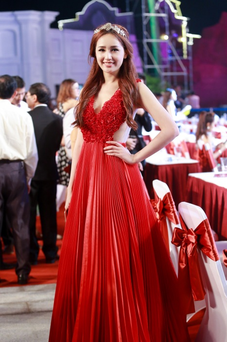 Vẻ đẹp Hoa hậu Mai Phương Th&uacute;y ng&agrave;y c&agrave;ng ho&agrave;n thiện 5