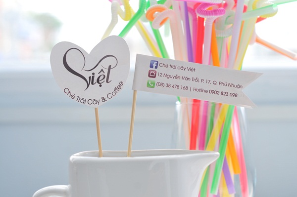 Gh&eacute; thăm qu&aacute;n ch&egrave; tr&aacute;i c&acirc;y m&ecirc; mẩn thực kh&aacute;ch S&agrave;i G&ograve;n 8