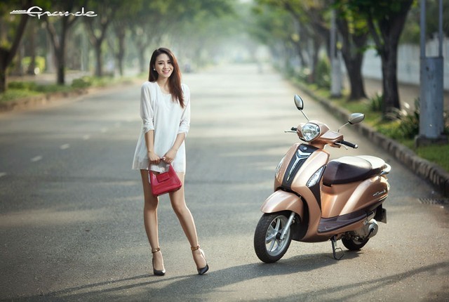 Những mẫu xe ga hợp thời trang cho qu&yacute; c&ocirc; c&ocirc;ng sở 1