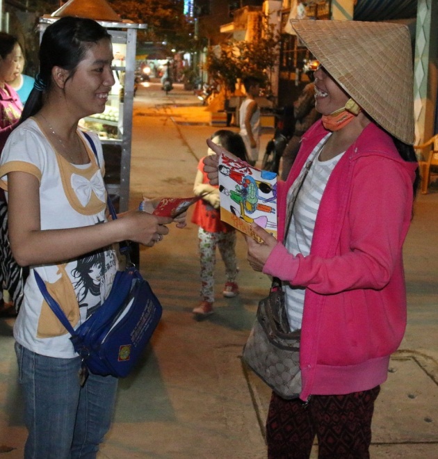 5000 v&eacute; Tết đo&agrave;n vi&ecirc;n đ&atilde; đến tay người xa qu&ecirc; 1