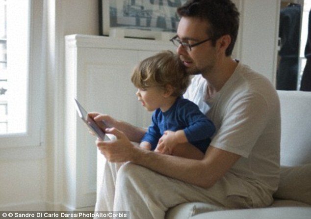 Bố phải l&agrave;m g&igrave; khi mẹ vắng nh&agrave;? 5