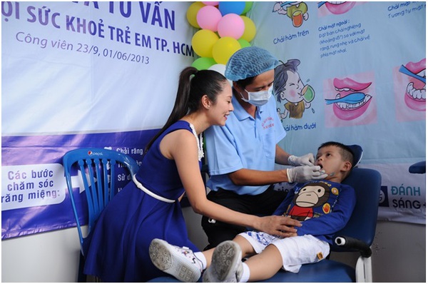 Gi&uacute;p trẻ giữ th&oacute;i quen đ&aacute;nh răng để bảo vệ sức khỏe 4